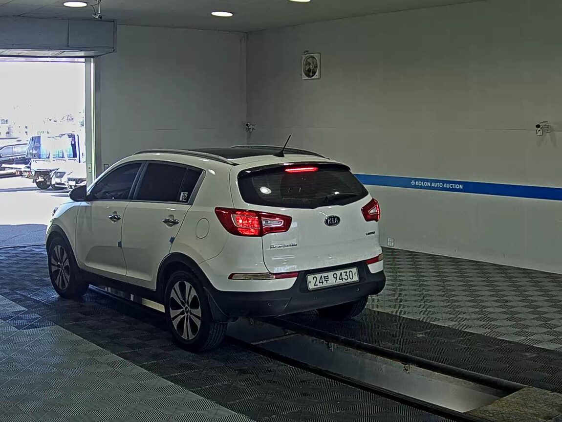 KIA SPORTAGE R DIESEL R2.0 2WD LIMITED 2012 - zdjęcie 6