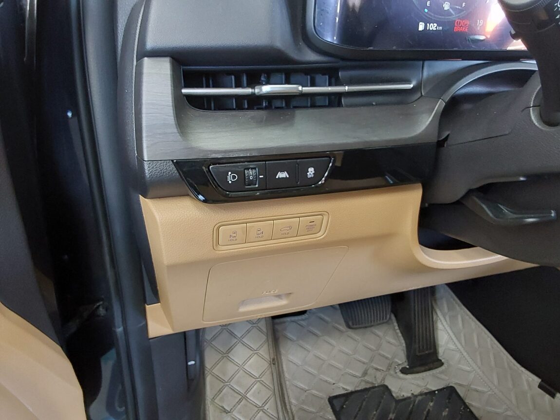 KIA NEW CARNIVAL (KA4) 9-SEATER DIESEL SIGNATURE 2021 - zdjęcie 19
