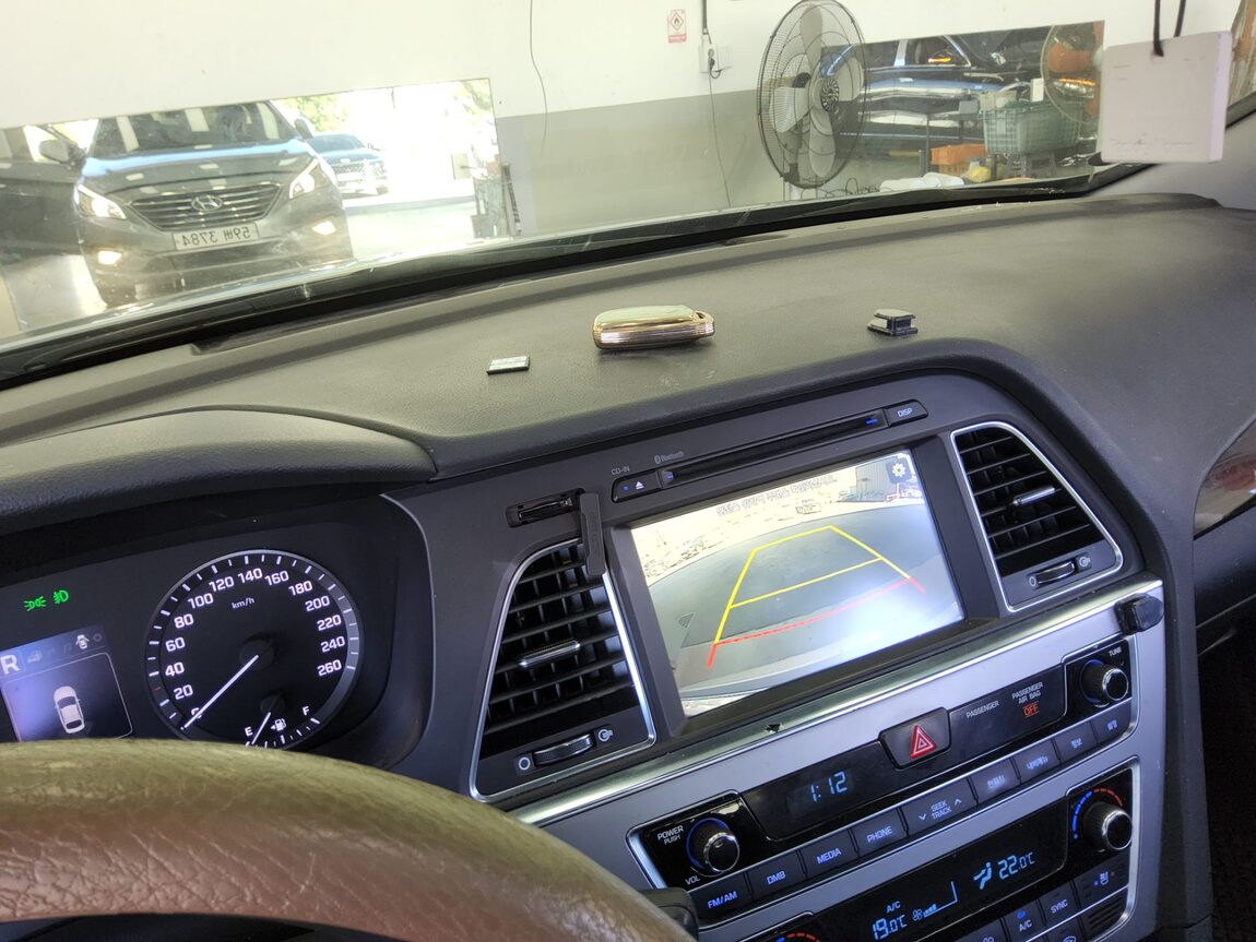 HYUNDAI LF SONATA 1.7 DIESEL SMART 2016 - zdjęcie 17
