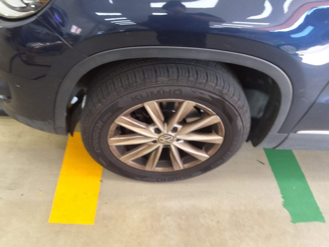 VOLKSWAGEN TIGUAN 2.0 TDI BLUEMOTION COMFORT 2014 - zdjęcie 19
