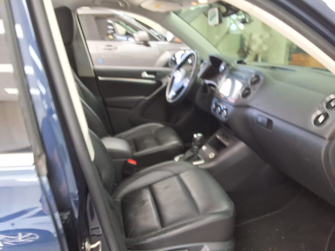 VOLKSWAGEN TIGUAN 2.0 TDI BLUEMOTION COMFORT 2014 - zdjęcie 15