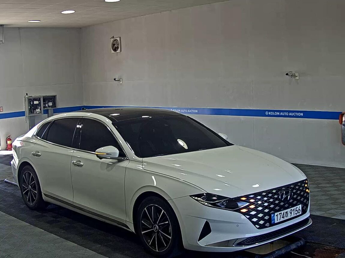 HYUNDAI THE NEW GRANDEUR IG GASOLINE 2.5 LE BLANC 2023 - zdjęcie 3