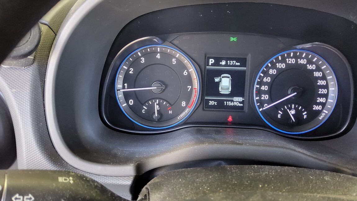 HYUNDAI KONA 1.6 GASOLINE 2WD SMART 2018 - zdjęcie 9