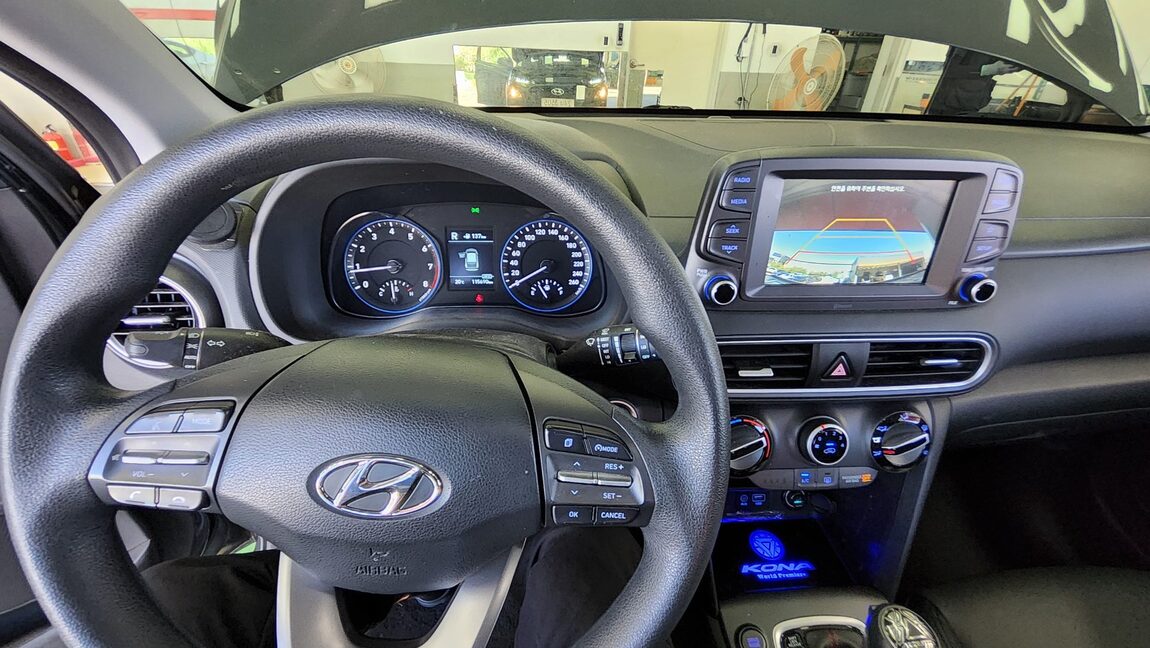HYUNDAI KONA 1.6 GASOLINE 2WD SMART 2018 - zdjęcie 19