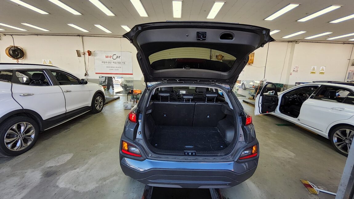 HYUNDAI KONA 1.6 GASOLINE 2WD SMART 2018 - zdjęcie 15