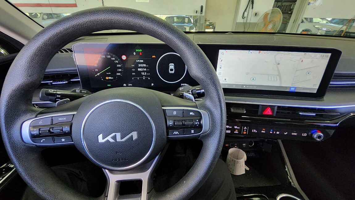 KIA THE NEW K5 (DL3) 2.0 GASOLINE PRESTIGE 2024 - zdjęcie 18