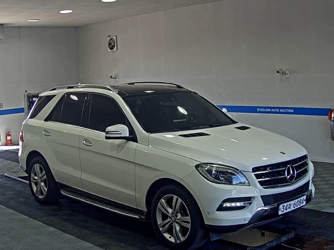 MERCEDES-BENZ M-CLASS (3RD GEN) ML350 BLUETEC 4MATIC 2014 - zdjęcie 3