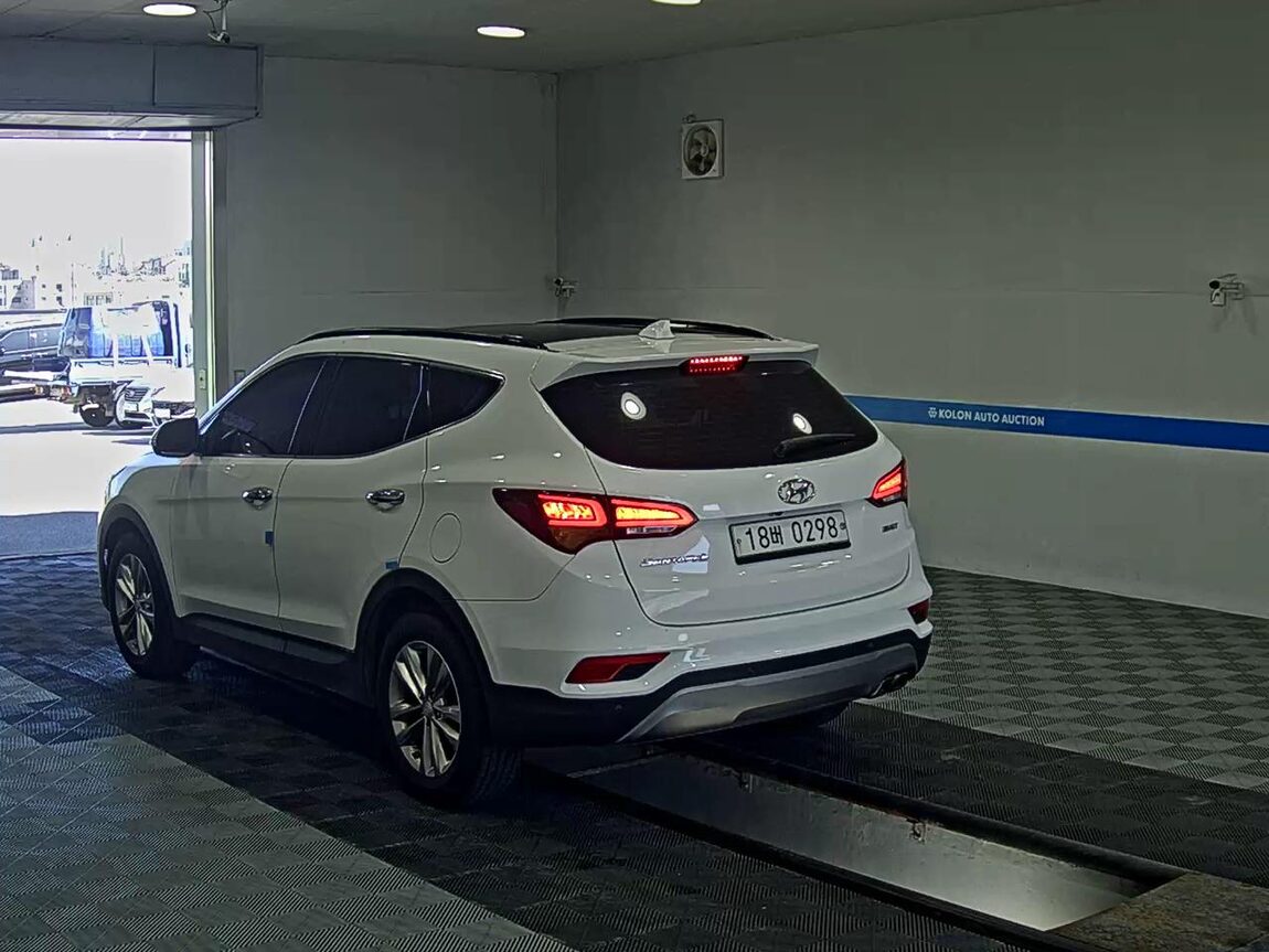 HYUNDAI SANTA FE THE PRIME DIESEL R2.0 2WD PREMIUM 2017 - zdjęcie 6