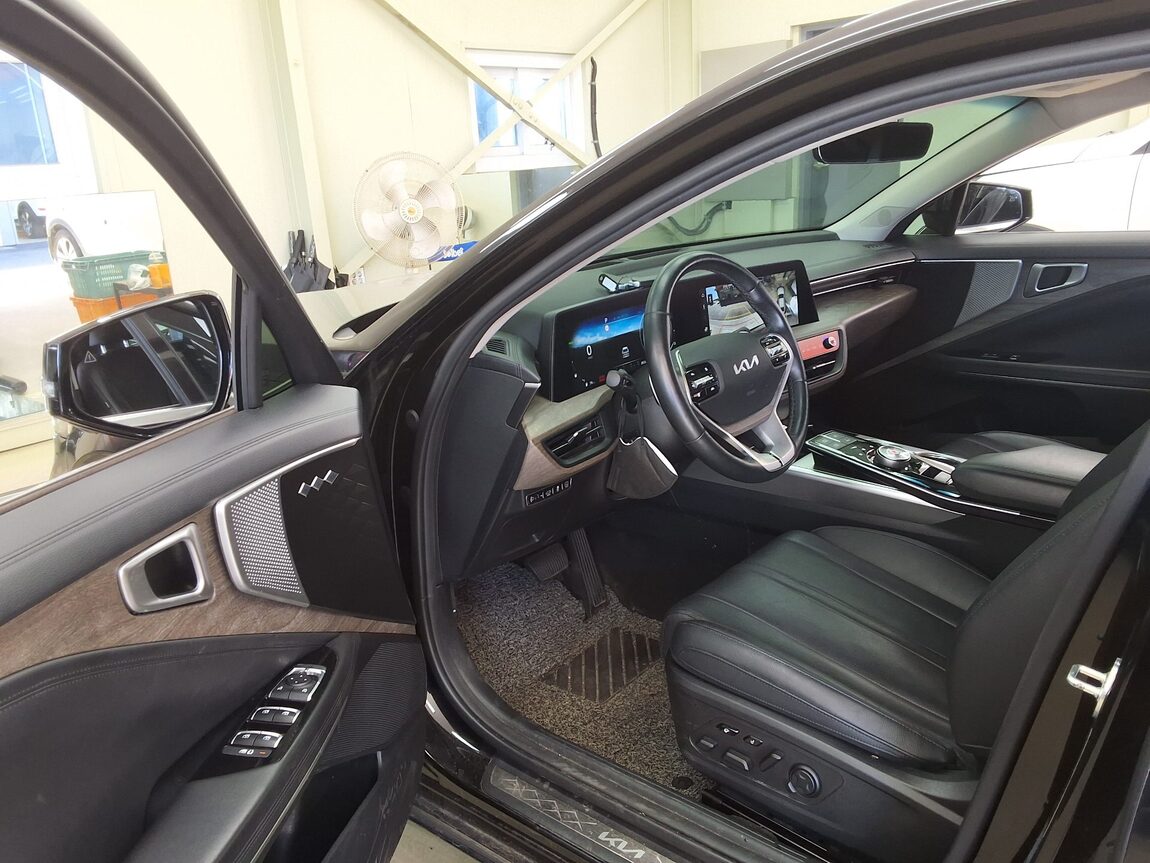 KIA K8 HYBRID HEV NOBLESSE 2023 - zdjęcie 11
