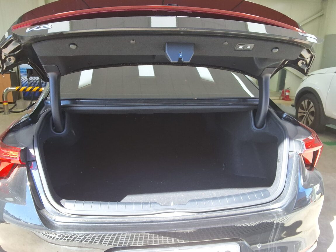 KIA K8 HYBRID HEV NOBLESSE 2023 - zdjęcie 16