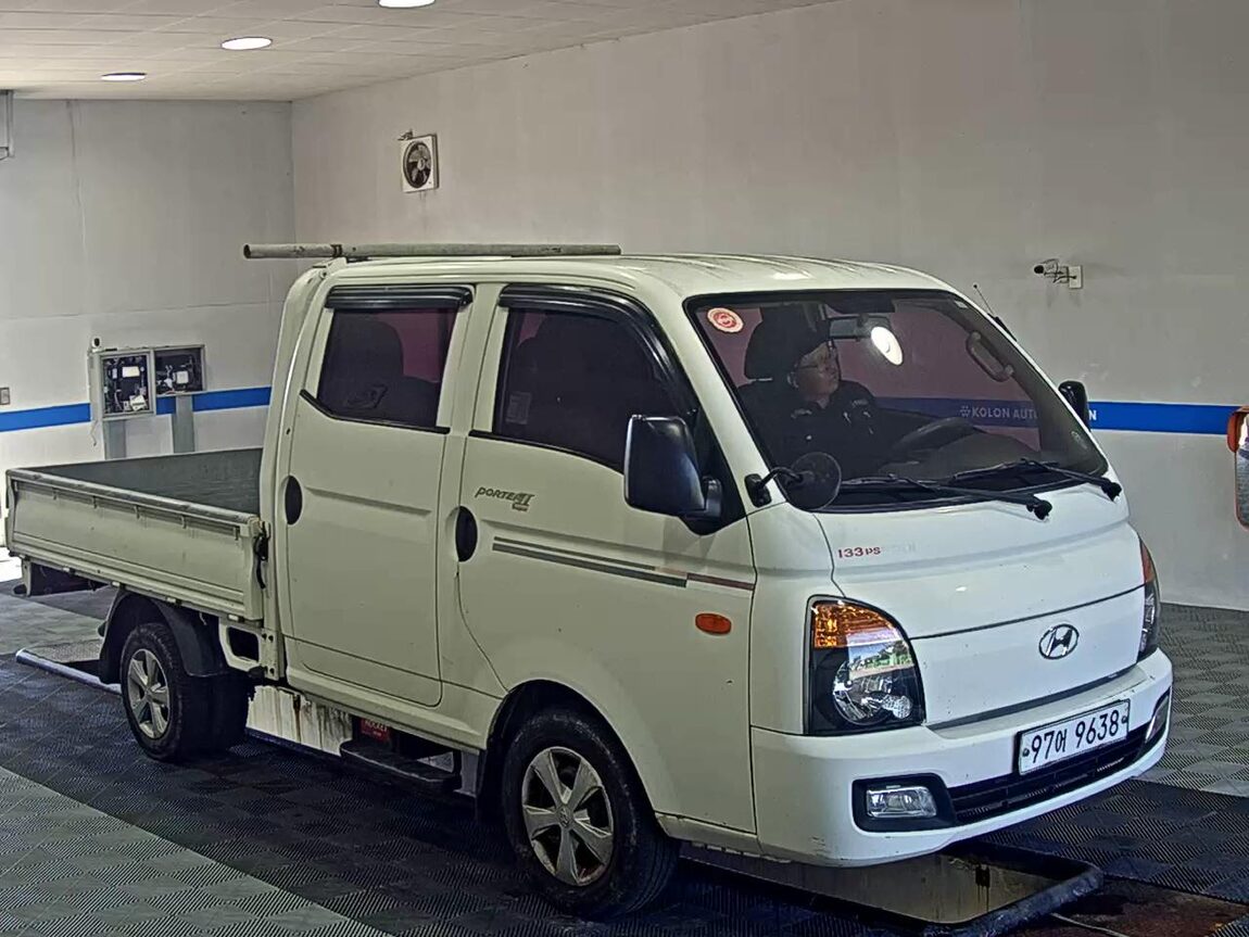 HYUNDAI PORTER II CRDi DOUBLE CAB EXTRA LONG WHEELBASE SUPER 2016 - zdjęcie 3