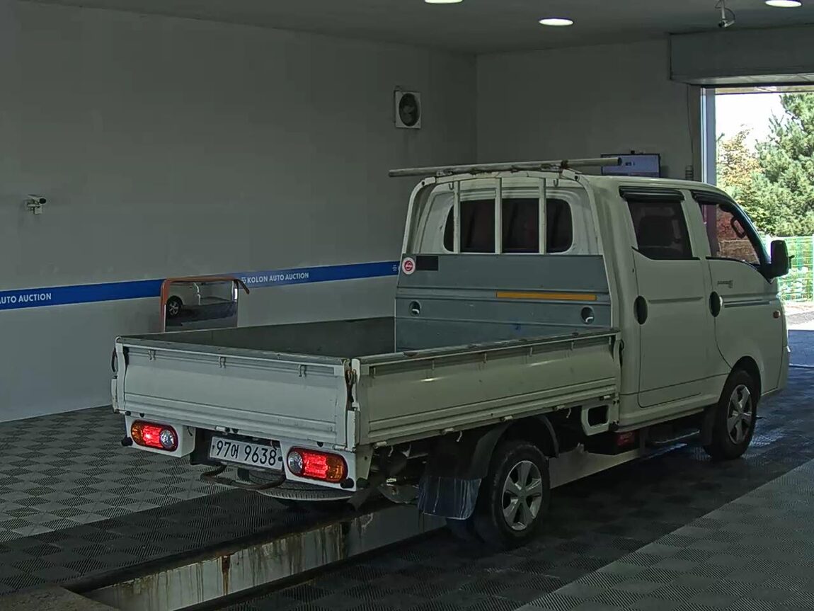 HYUNDAI PORTER II CRDi DOUBLE CAB EXTRA LONG WHEELBASE SUPER 2016 - zdjęcie 5