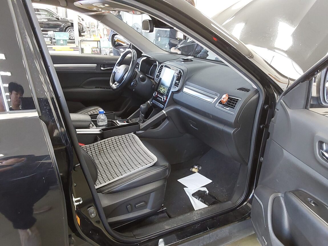RENAULT (SAMSUNG) QM6 2.0 dCi 4WD RE 2017 - zdjęcie 14