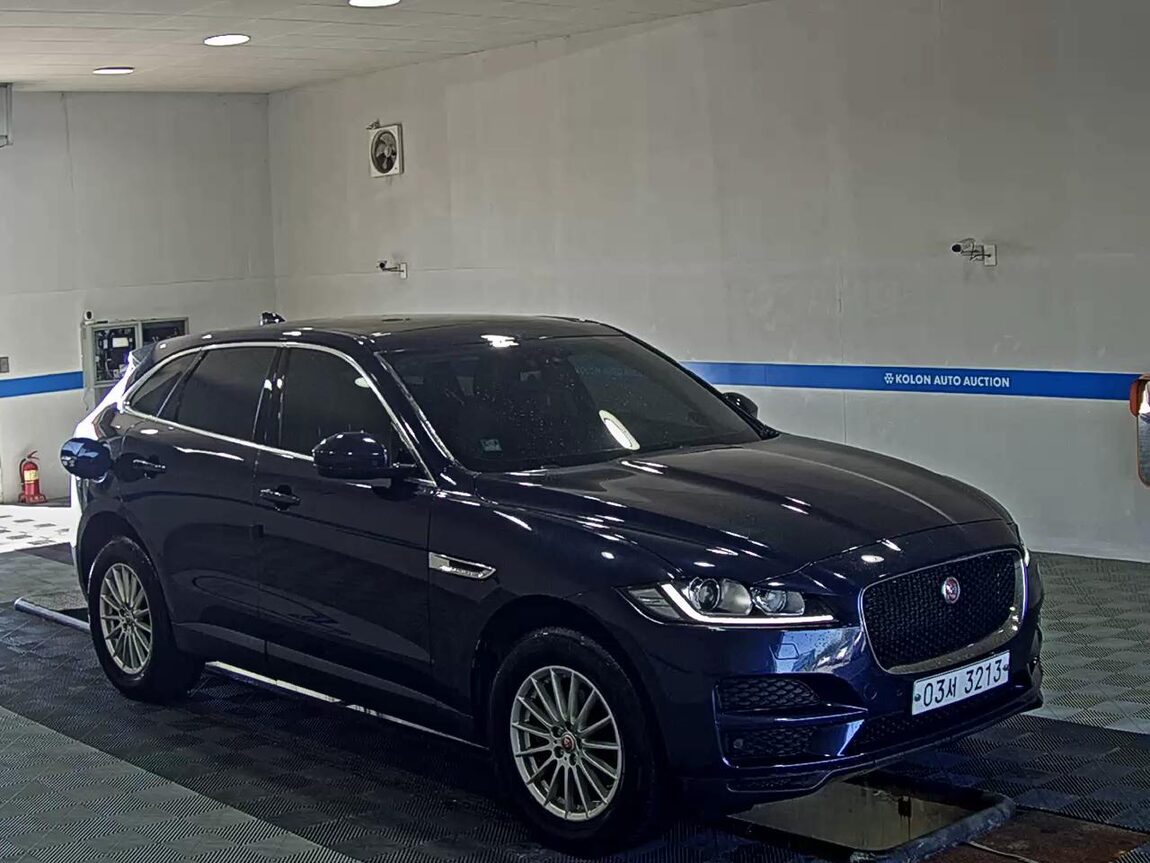JAGUAR F-PACE 2.0 20d AWD PRESTIGE 2018 - zdjęcie 3