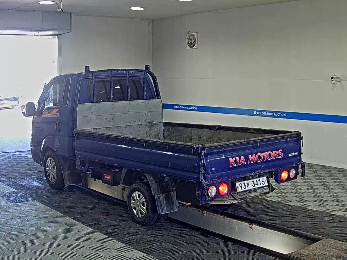 KIA BONGO III CARGO CRDi KING CAB EXTRA LONG WHEELBASE 2019 - zdjęcie 6