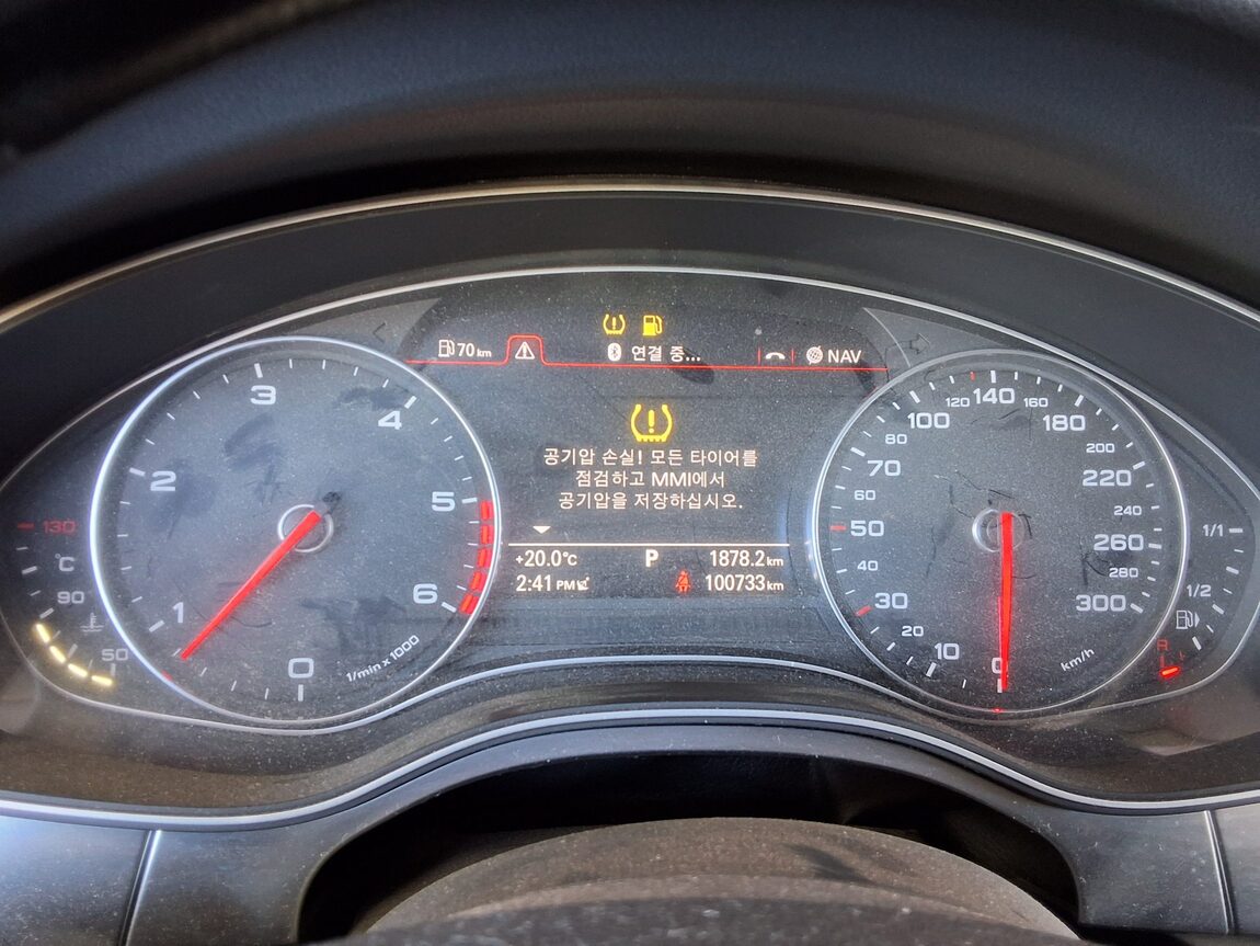 AUDI A6 (4TH GEN) 3.0 TDI QUATTRO LED PACK 2014 - zdjęcie 9