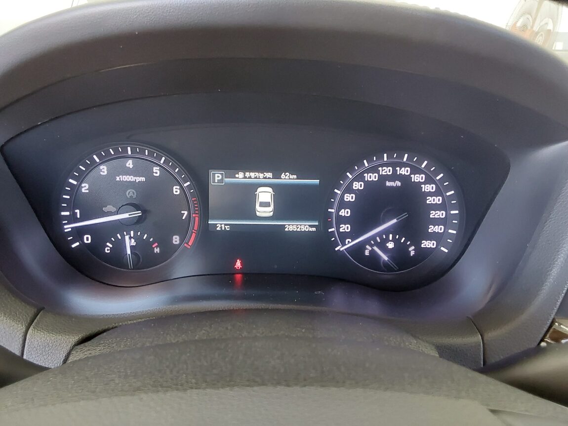 GENESIS G80 3.3 GDi AWD LUXURY 2017 - zdjęcie 9