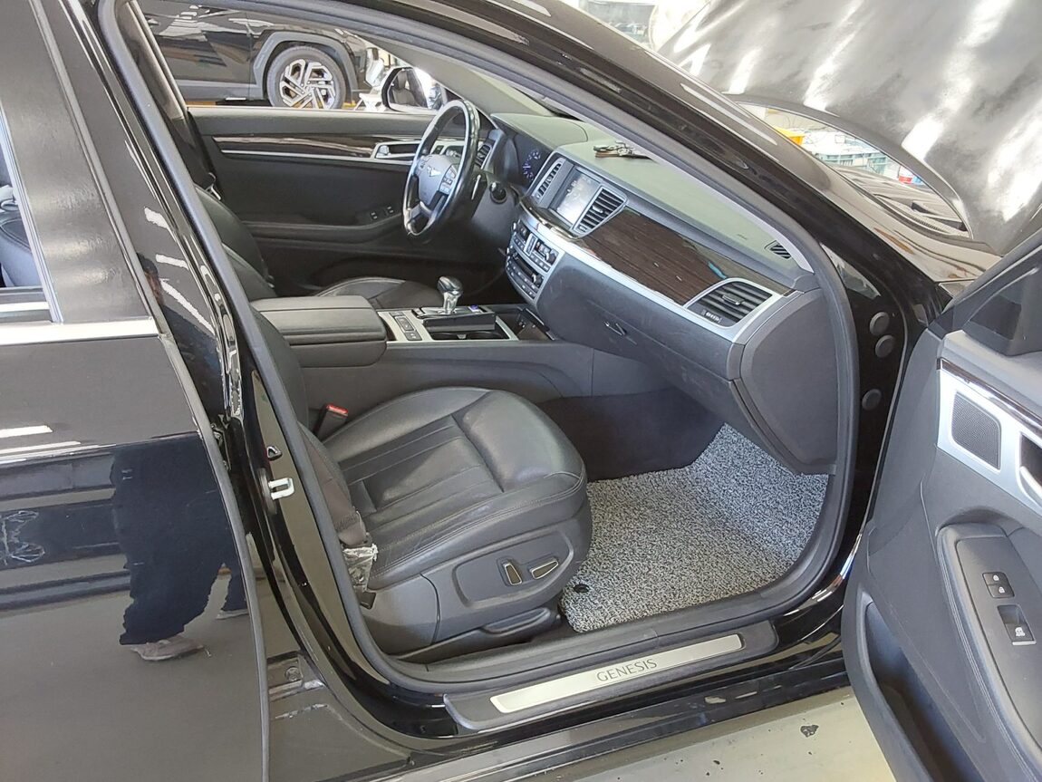 GENESIS G80 3.3 GDi AWD LUXURY 2017 - zdjęcie 14
