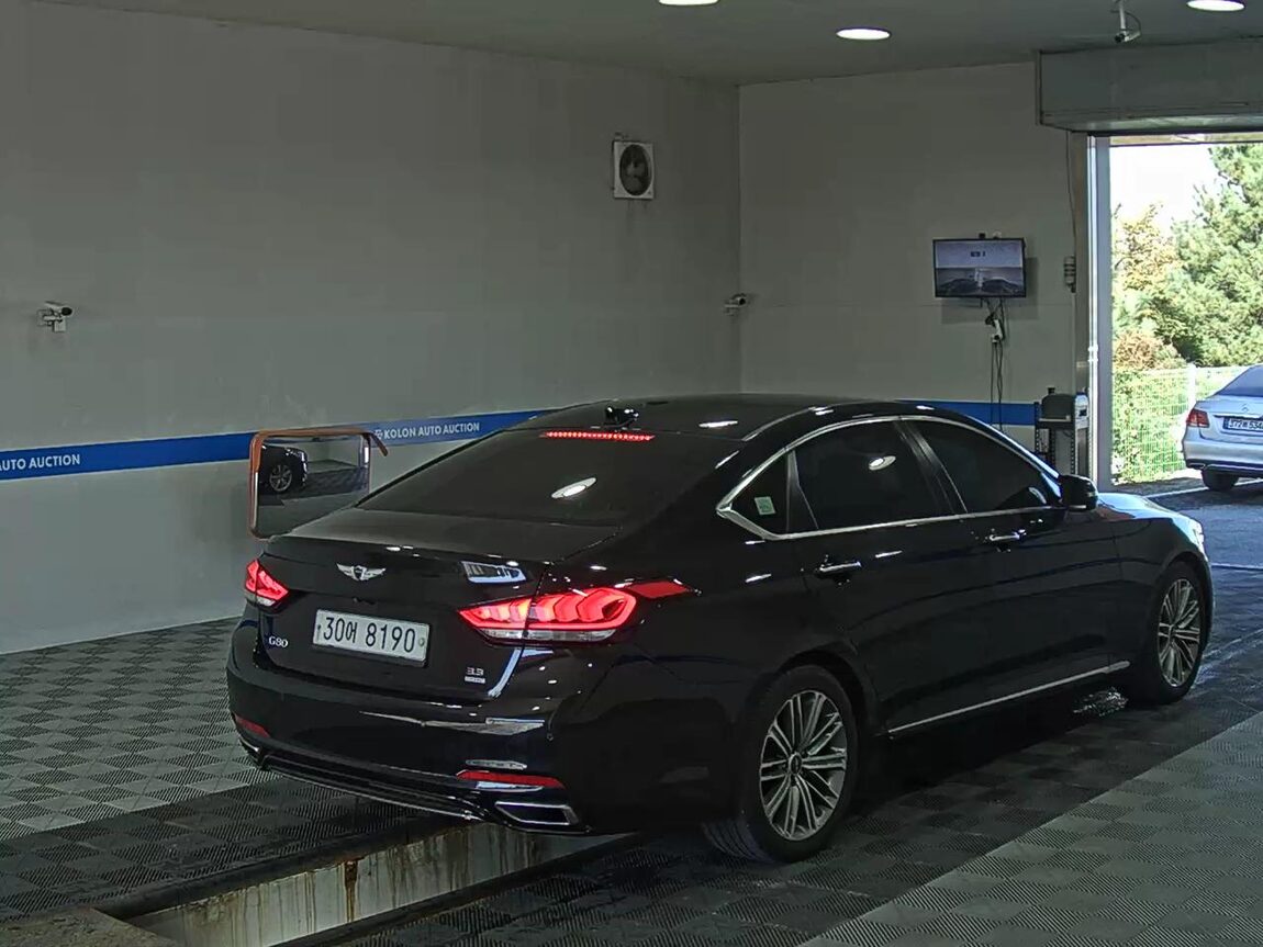 GENESIS G80 3.3 GDi AWD LUXURY 2017 - zdjęcie 5