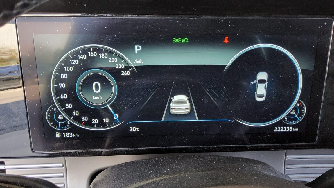 HYUNDAI THE NEW GRANDEUR IG GASOLINE 3.3 EXCLUSIVE 2020 - zdjęcie 9