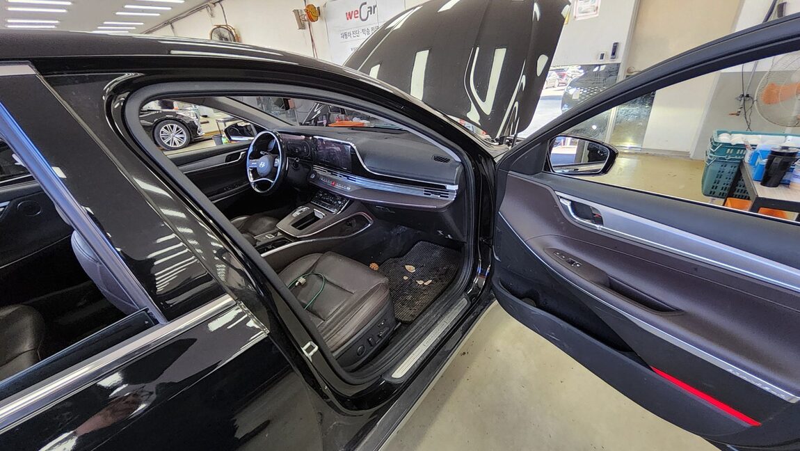 HYUNDAI THE NEW GRANDEUR IG GASOLINE 3.3 EXCLUSIVE 2020 - zdjęcie 14