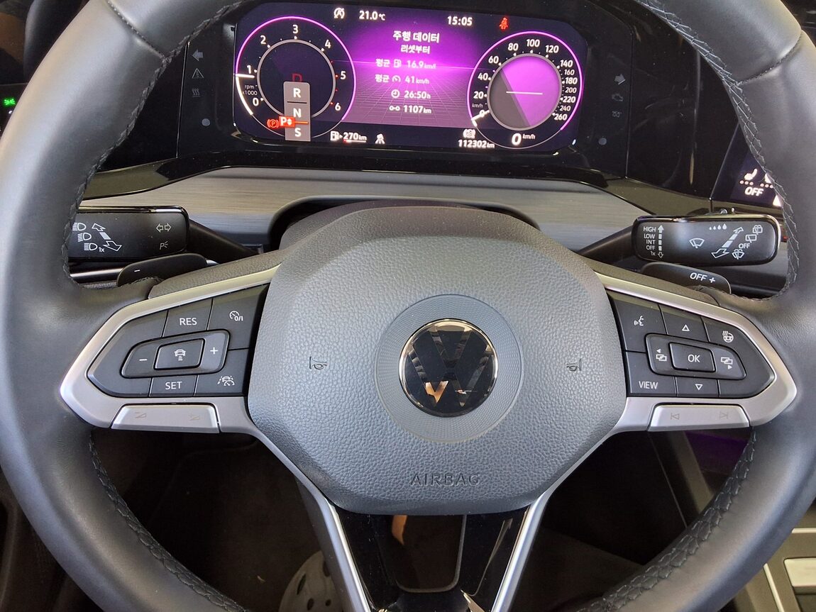 VOLKSWAGEN GOLF (8TH GEN) 2.0 TDI PRESTIGE 2022 - zdjęcie 17