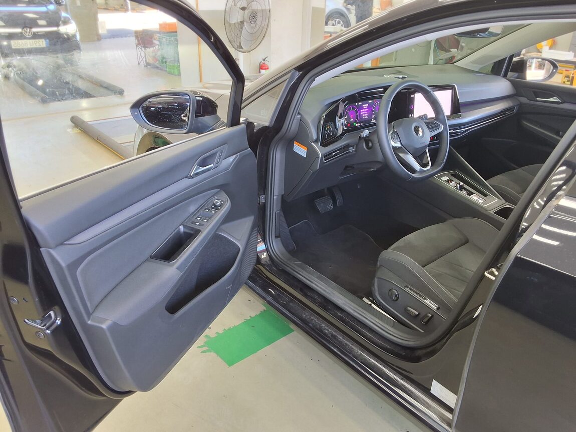 VOLKSWAGEN GOLF (8TH GEN) 2.0 TDI PRESTIGE 2022 - zdjęcie 10