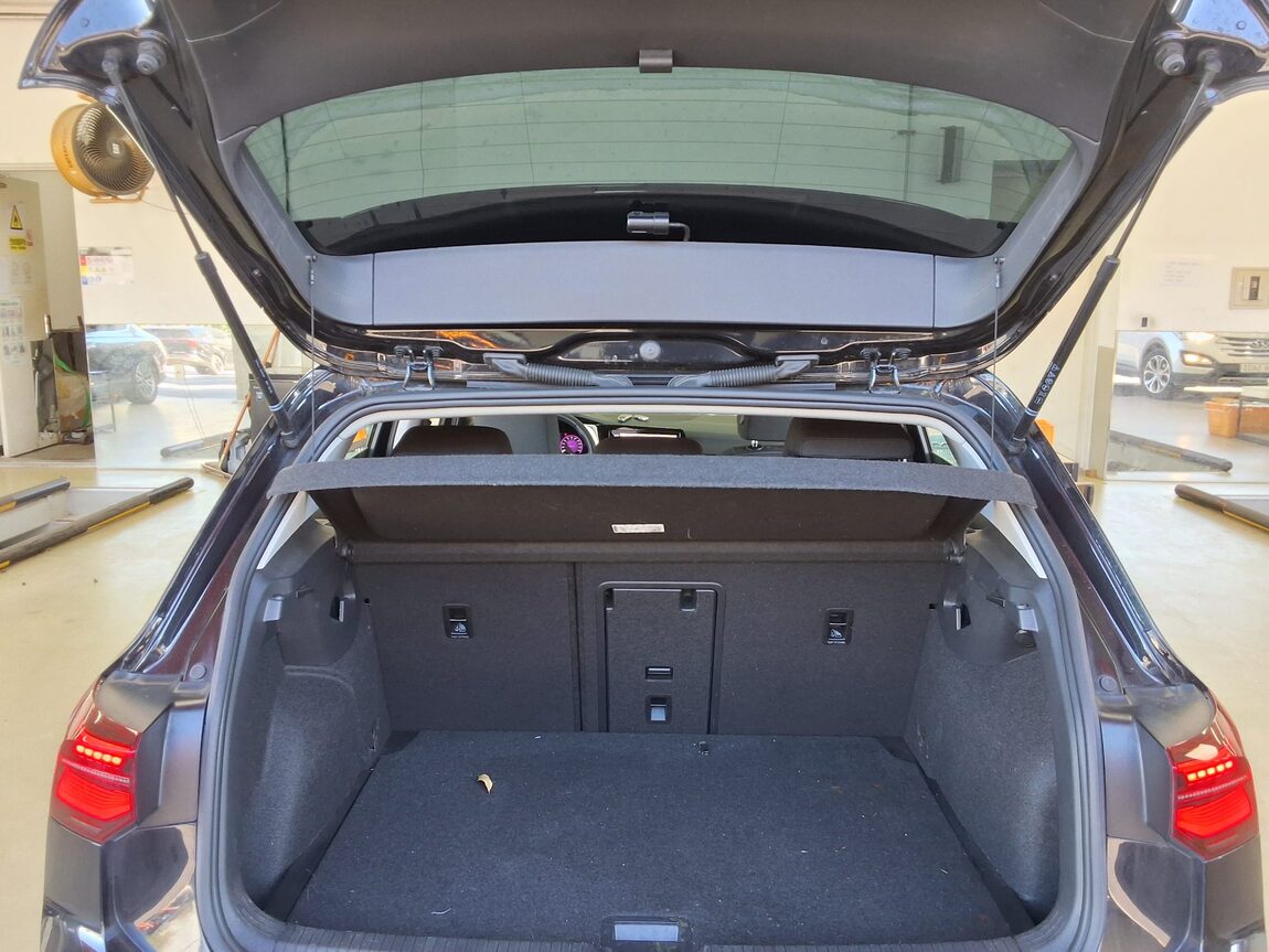 VOLKSWAGEN GOLF (8TH GEN) 2.0 TDI PRESTIGE 2022 - zdjęcie 15
