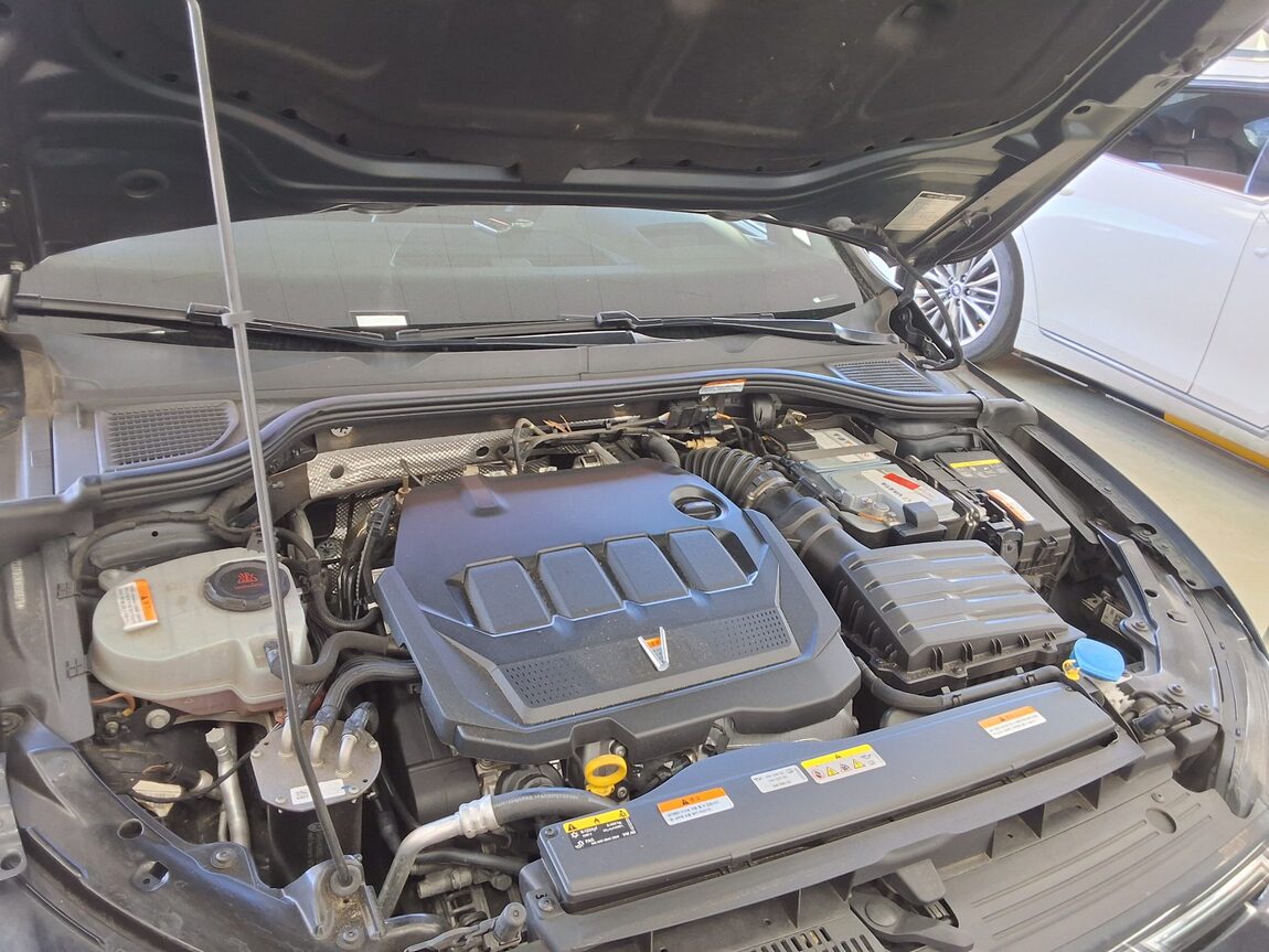 VOLKSWAGEN GOLF (8TH GEN) 2.0 TDI PRESTIGE 2022 - zdjęcie 21