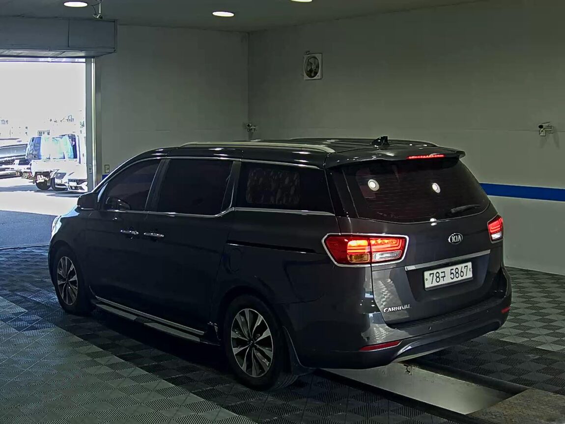 KIA ALL NEW CARNIVAL 11-SEATER DIESEL PRESTIGE 2015 - zdjęcie 6