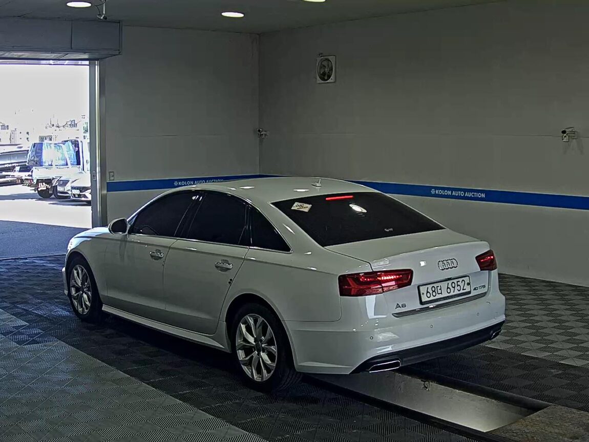 AUDI A6 (4TH GEN) 40 TFSI 2018 - zdjęcie 6