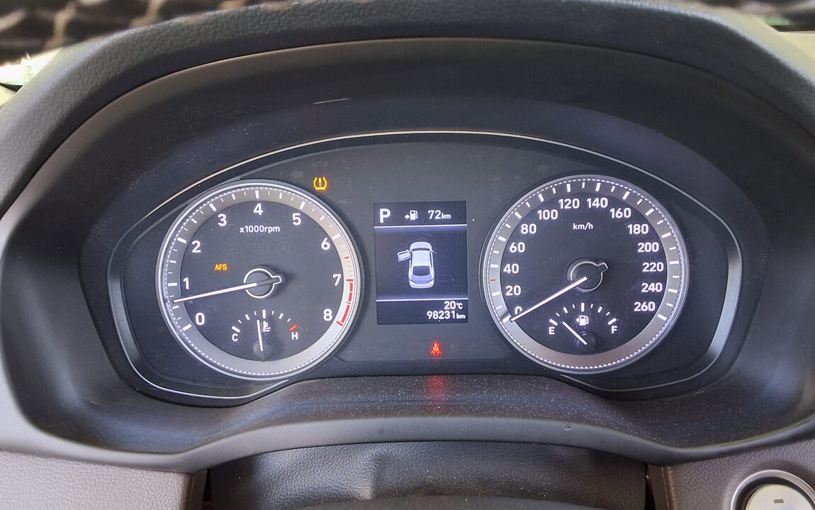 HYUNDAI GRANDEUR IG 2.4 GDi PREMIUM 2019 - zdjęcie 9