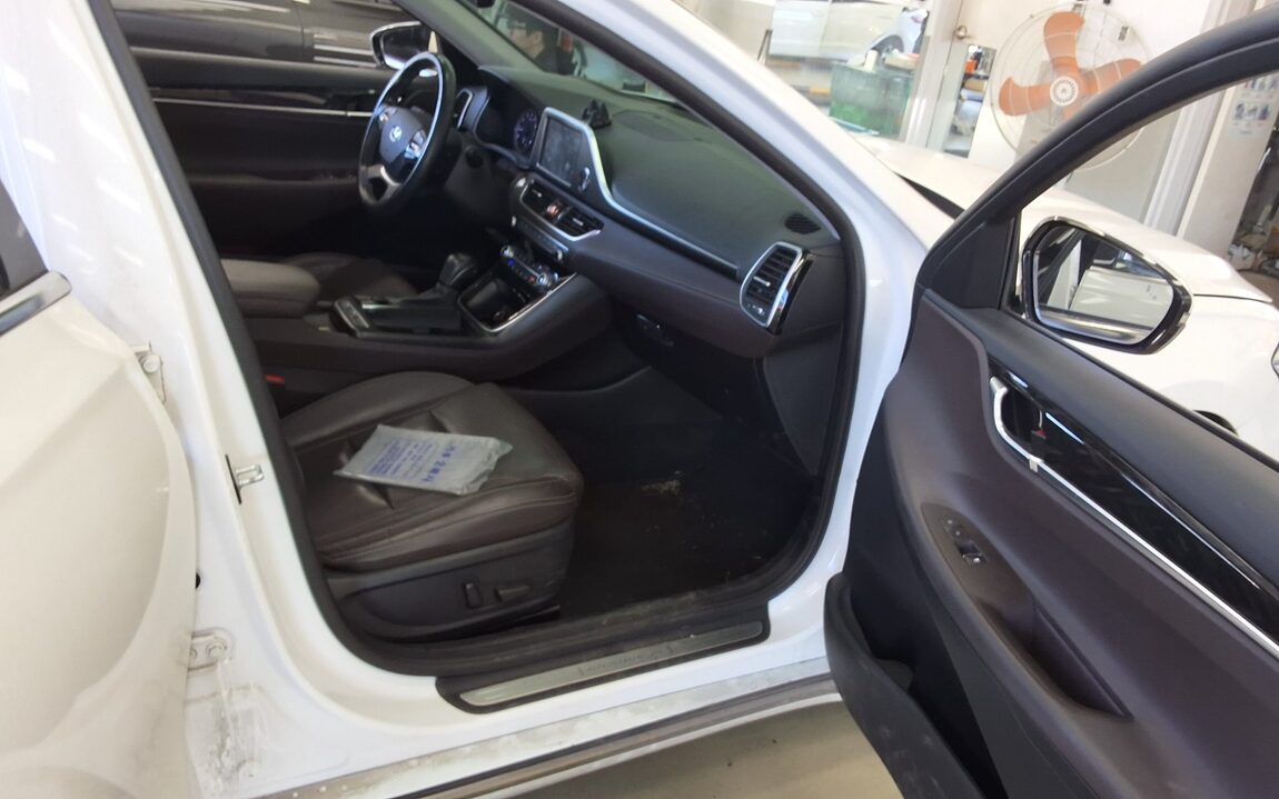 HYUNDAI GRANDEUR IG 2.4 GDi PREMIUM 2019 - zdjęcie 14