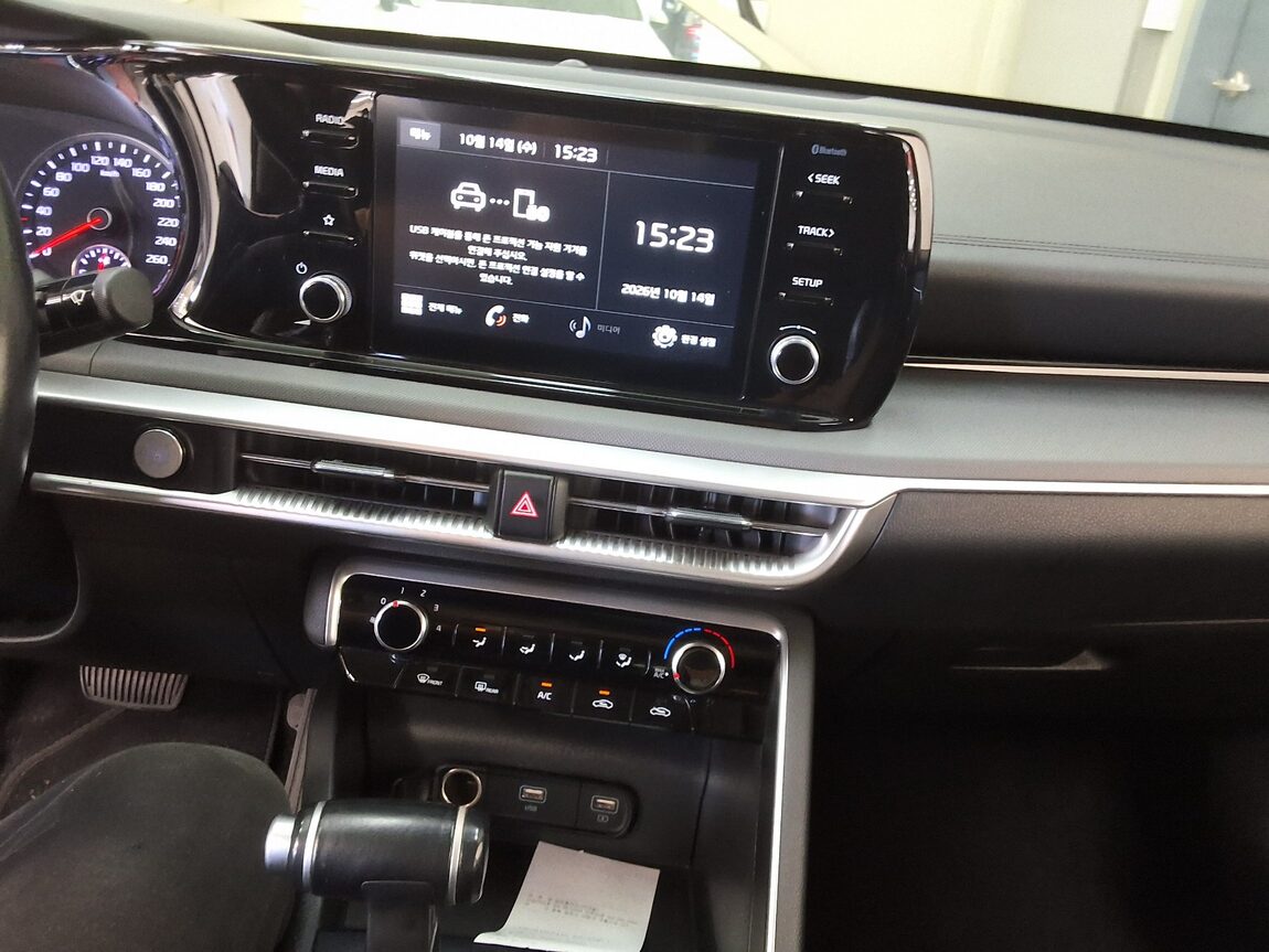 KIA NEW K5 (DL3) 2.0 LPI RENTAL CAR STANDARD 2020 - zdjęcie 24