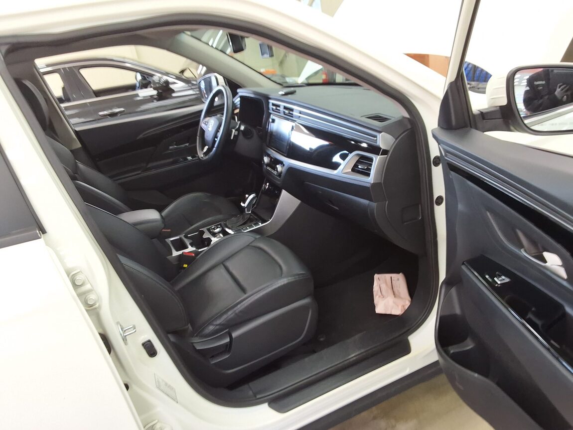 KG MOBILITY (SSANGYONG) ALL NEW KORANDO 1.5 GASOLINE 2WD C5 PLUS 2022 - zdjęcie 14