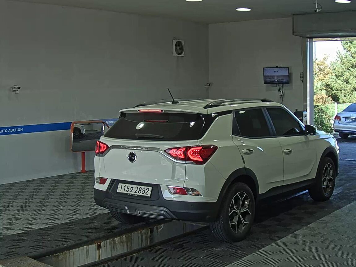 KG MOBILITY (SSANGYONG) ALL NEW KORANDO 1.5 GASOLINE 2WD C5 PLUS 2022 - zdjęcie 5