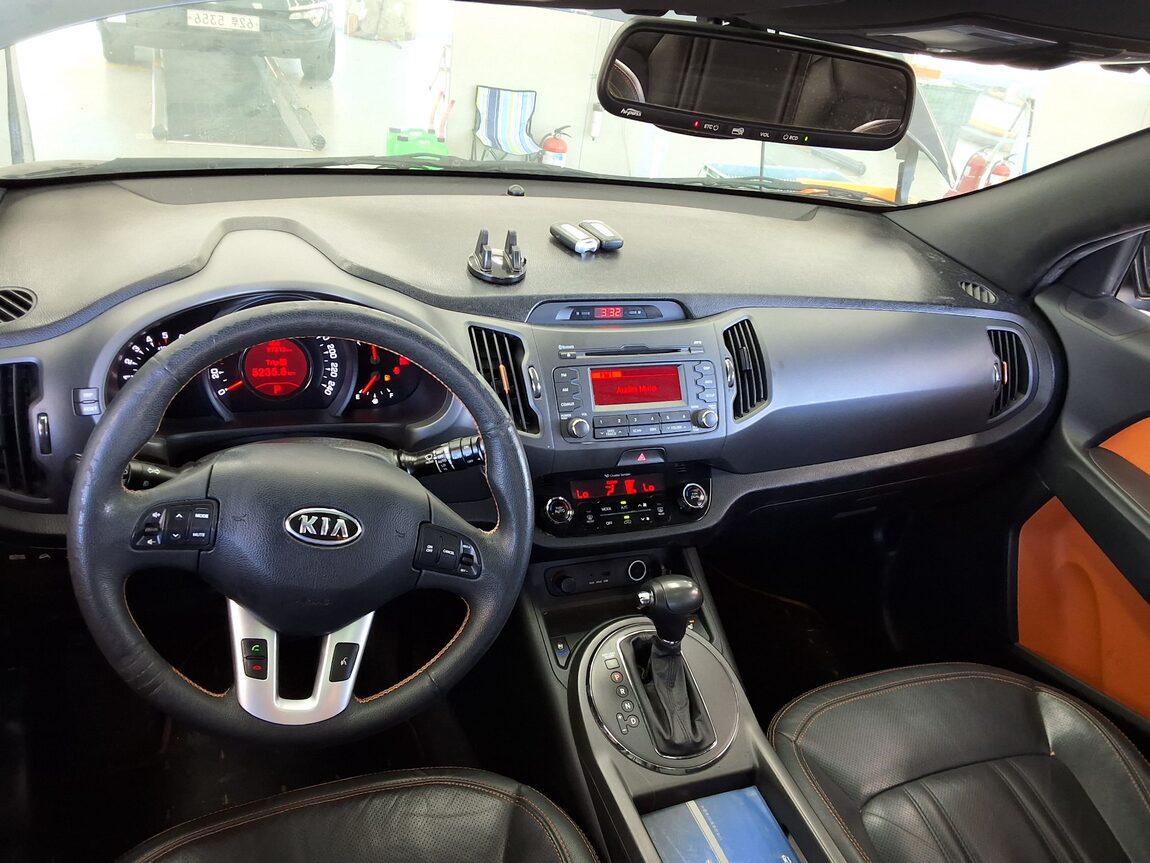 KIA SPORTAGE R DIESEL R2.0 2WD LIMITED 2012 - zdjęcie 11