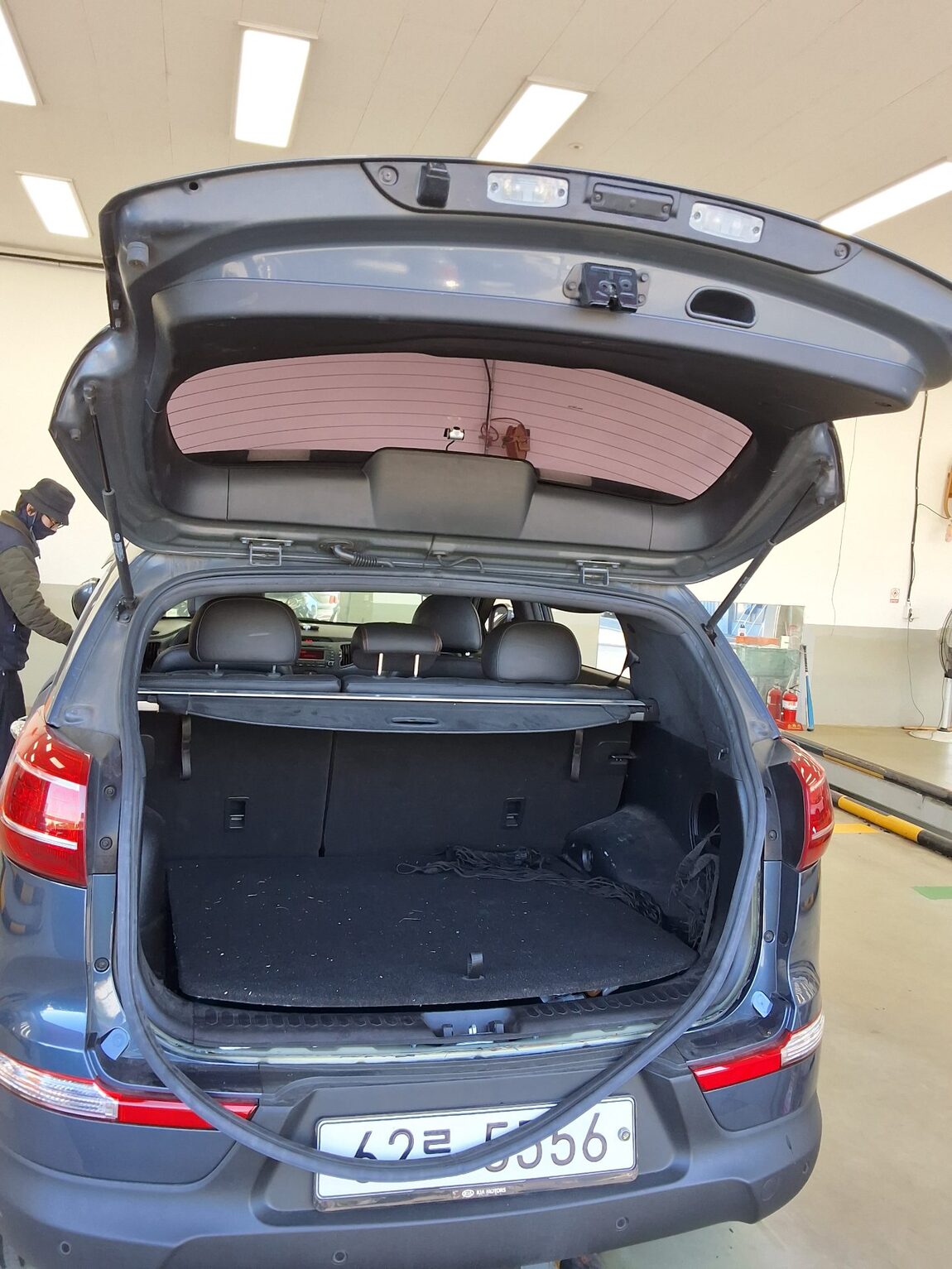 KIA SPORTAGE R DIESEL R2.0 2WD LIMITED 2012 - zdjęcie 15
