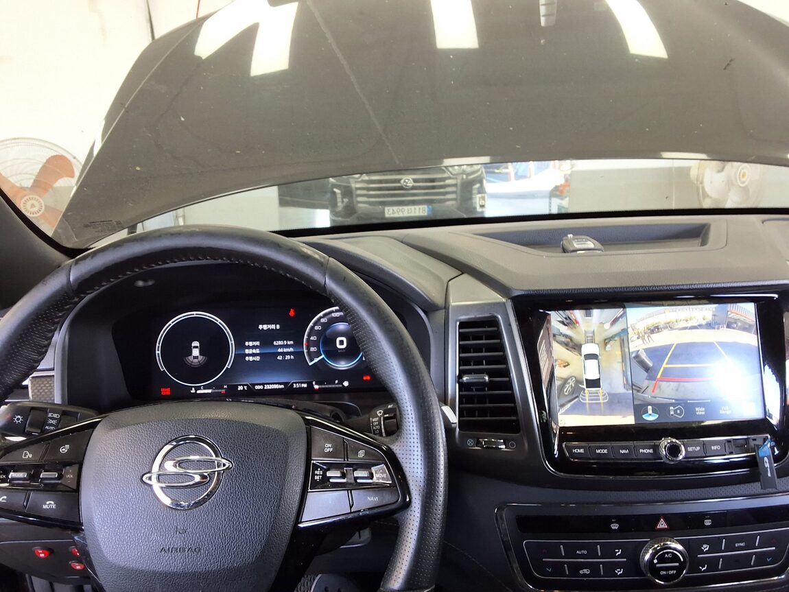 KG MOBILITY (SSANGYONG) THE NEW REXTON SPORTS 2.2 4WD PRESTIGE 2022 - zdjęcie 17