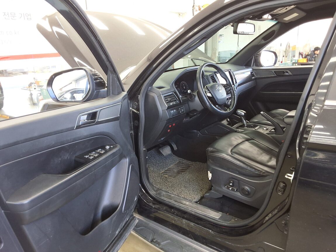 KG MOBILITY (SSANGYONG) THE NEW REXTON SPORTS 2.2 4WD PRESTIGE 2022 - zdjęcie 10