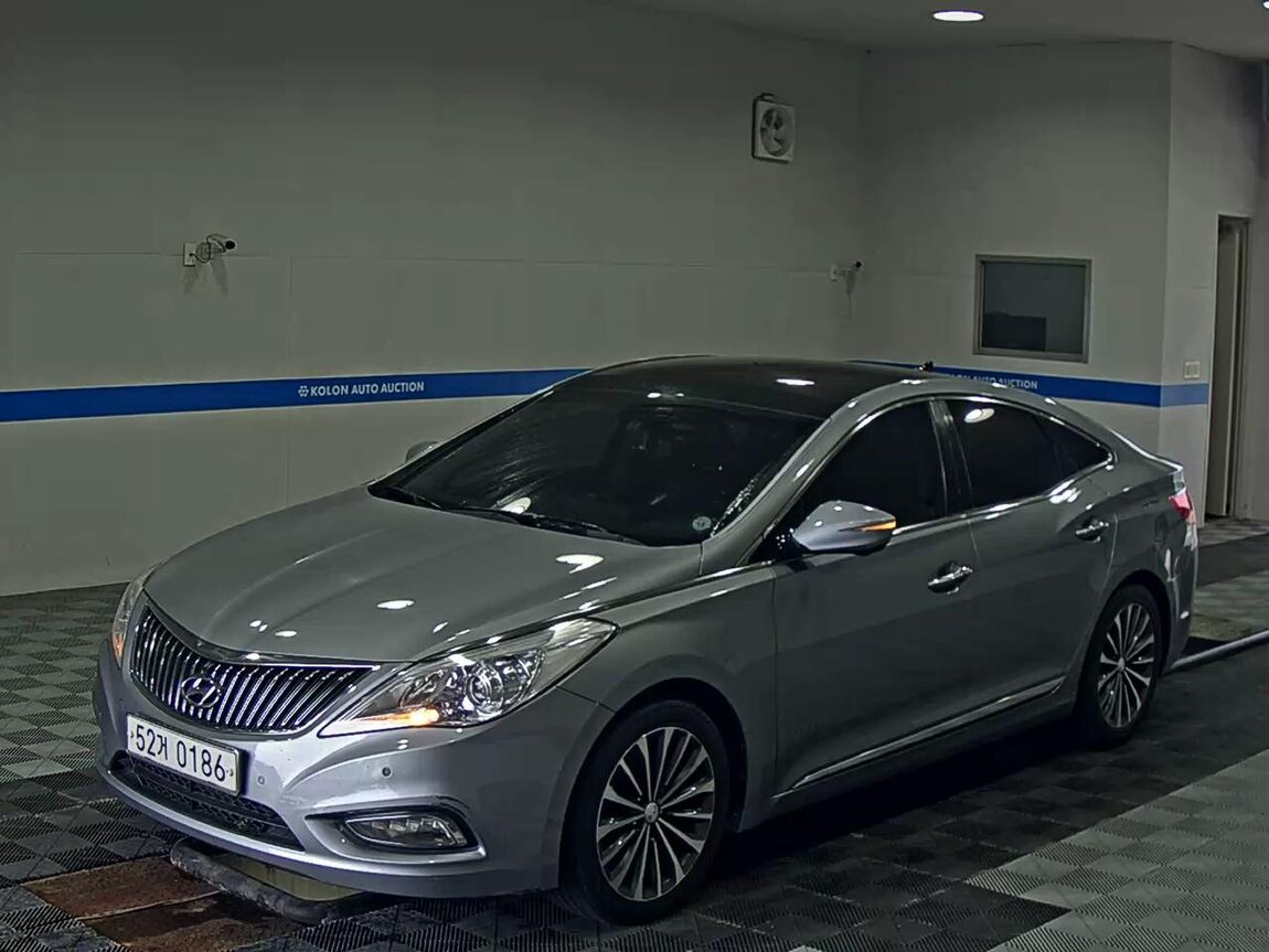 HYUNDAI GRANDEUR HG HG 300 EXCLUSIVE 2014 - zdjęcie 2