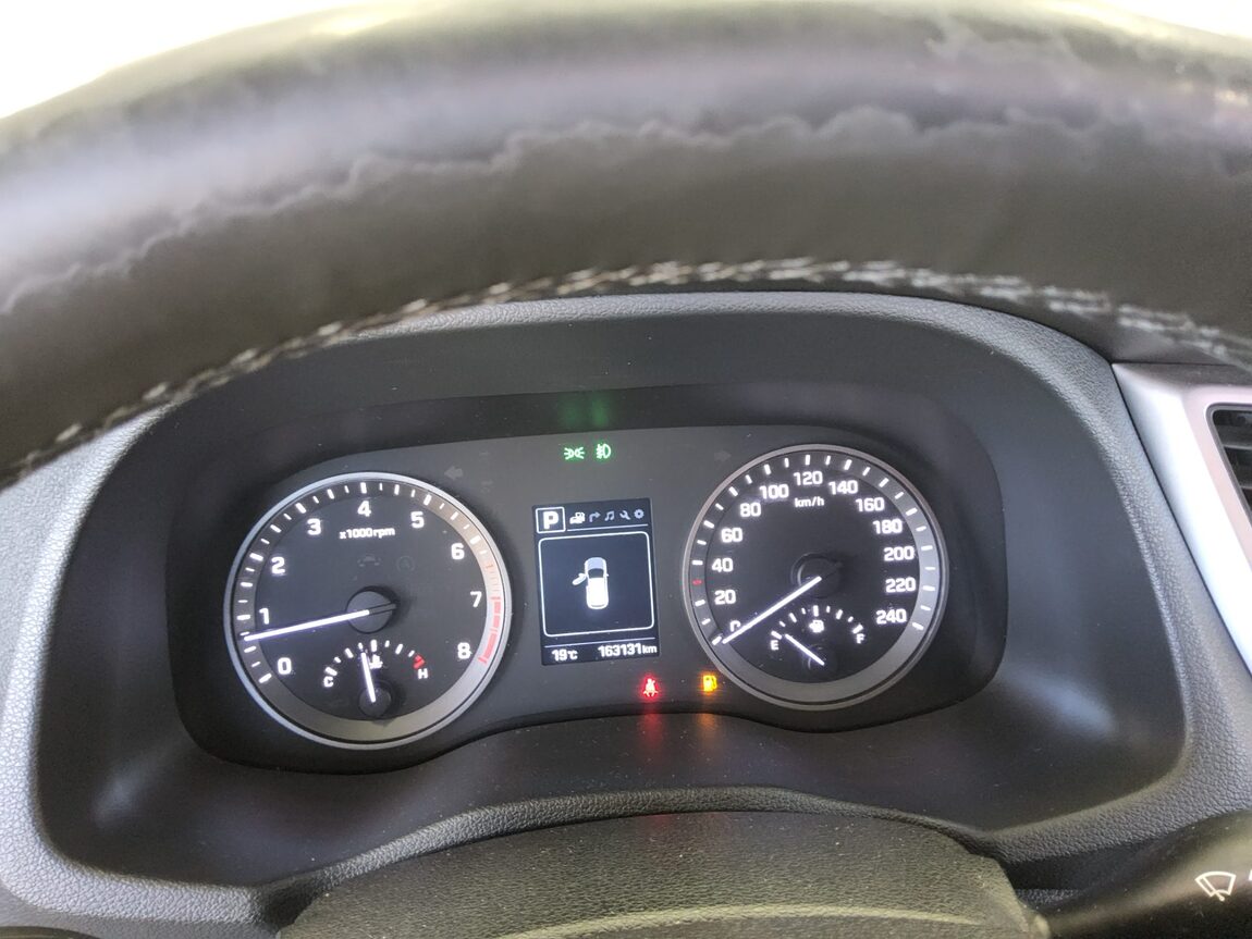 HYUNDAI ALL NEW TUCSON GASOLINE 1.6 TURBO 2WD MODERN FEVER 2017 - zdjęcie 9