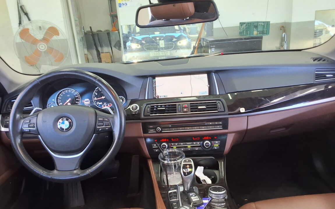 BMW 5 SERIES (6TH GEN) 528i xDRIVE M AERODYNAMIC 2016 - zdjęcie 11