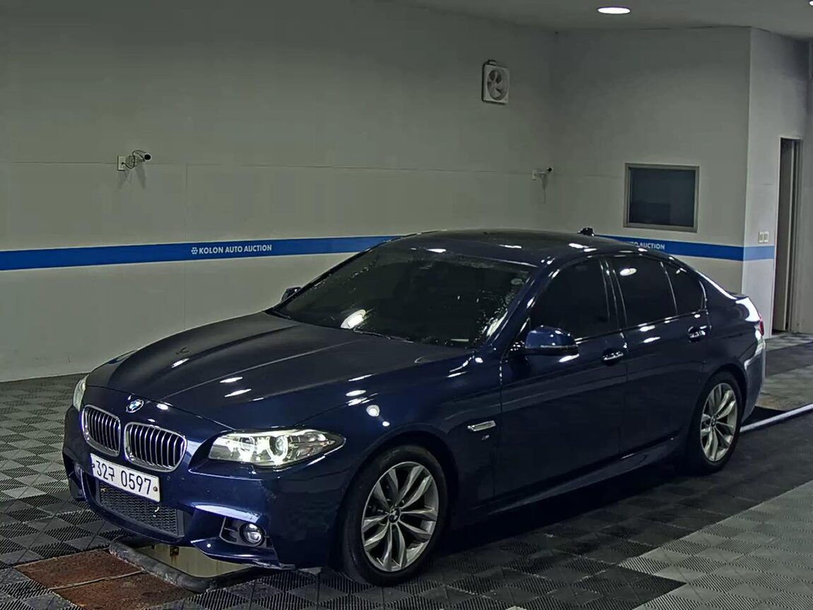 BMW 5 SERIES (6TH GEN) 528i xDRIVE M AERODYNAMIC 2016 - zdjęcie 2