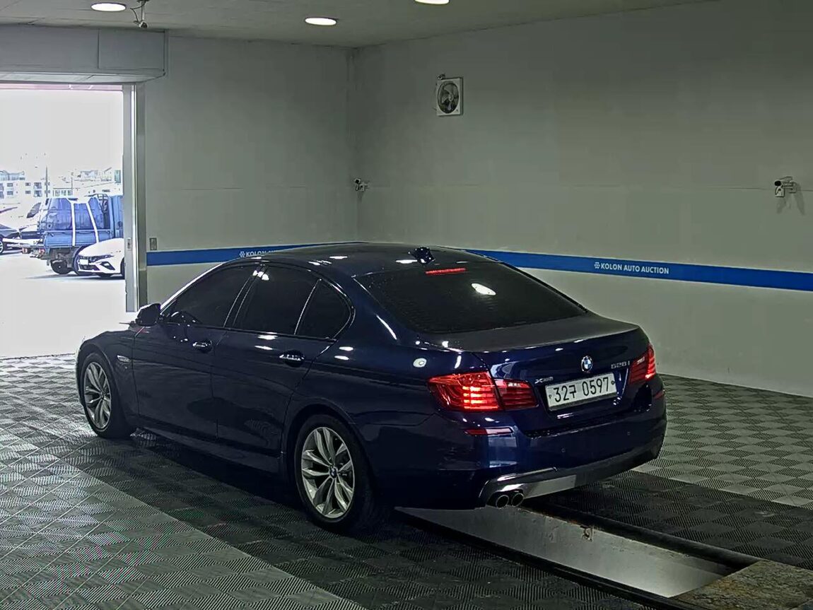 BMW 5 SERIES (6TH GEN) 528i xDRIVE M AERODYNAMIC 2016 - zdjęcie 6