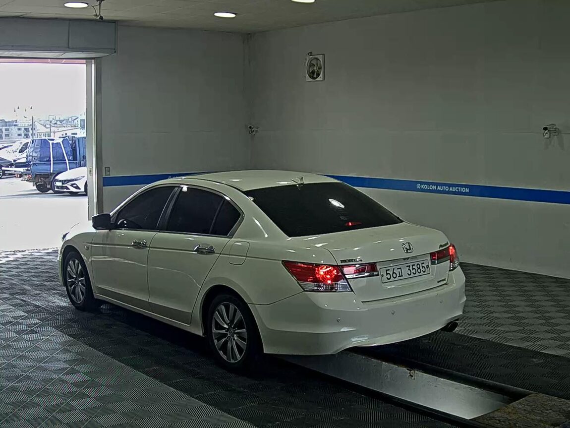 HONDA ACCORD (8TH GEN) 2.4 2011 - zdjęcie 6