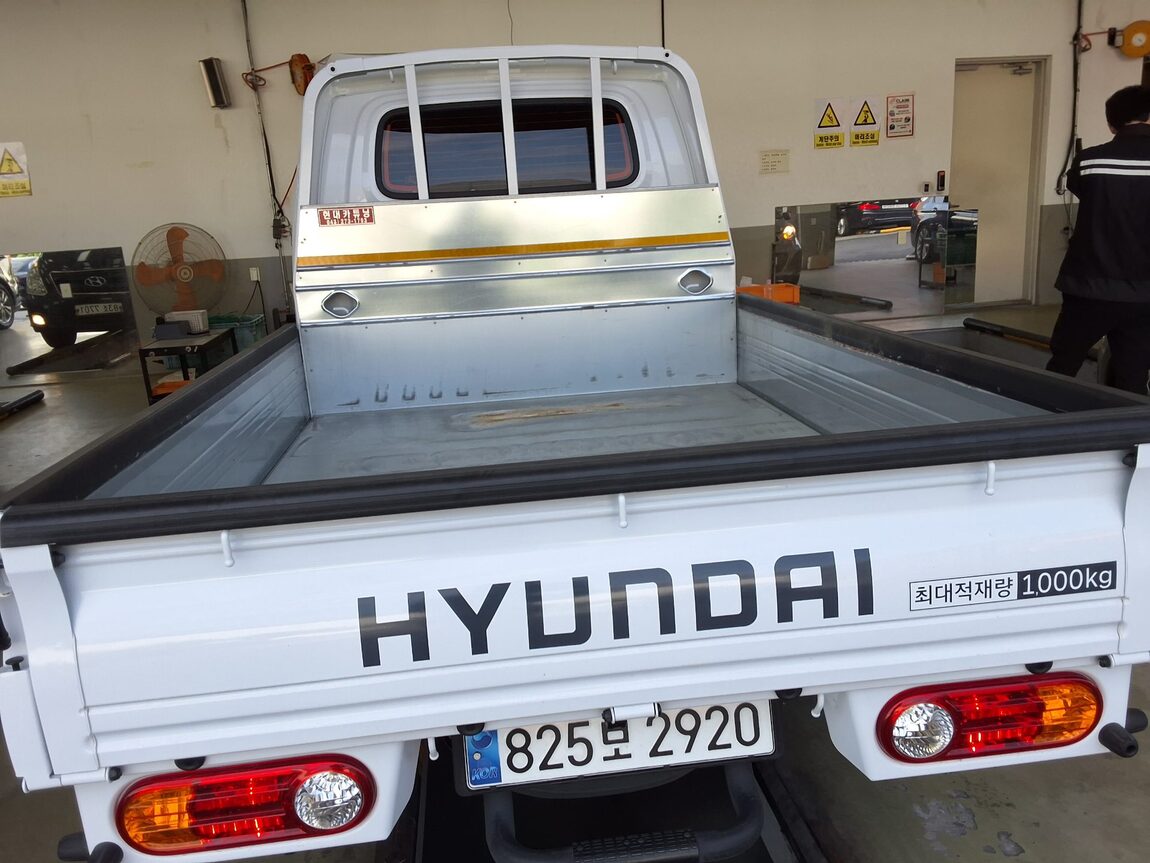 HYUNDAI PORTER II LPG DOUBLE CAB EXTRA LONG WHEELBASE PREMIUM 2024 - zdjęcie 16