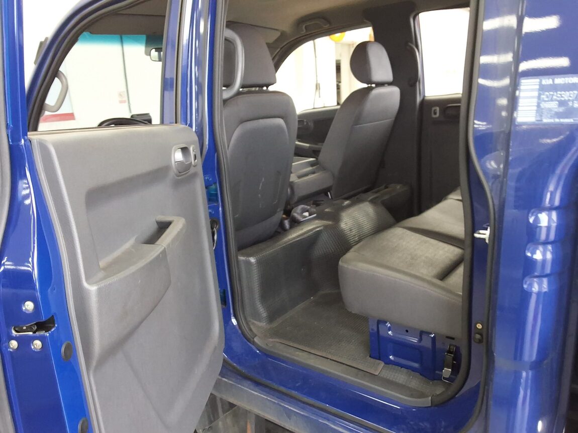 KIA THE NEW BONGO III CARGO 1 TON DOUBLE CAB EXTRA LONG WHEELBASE L 2021 - zdjęcie 12
