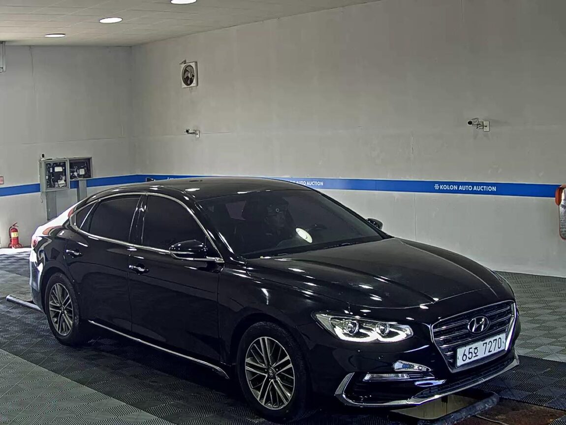 HYUNDAI GRANDEUR IG 3.0 LPi RENTAL CAR MODERN 2018 - zdjęcie 3