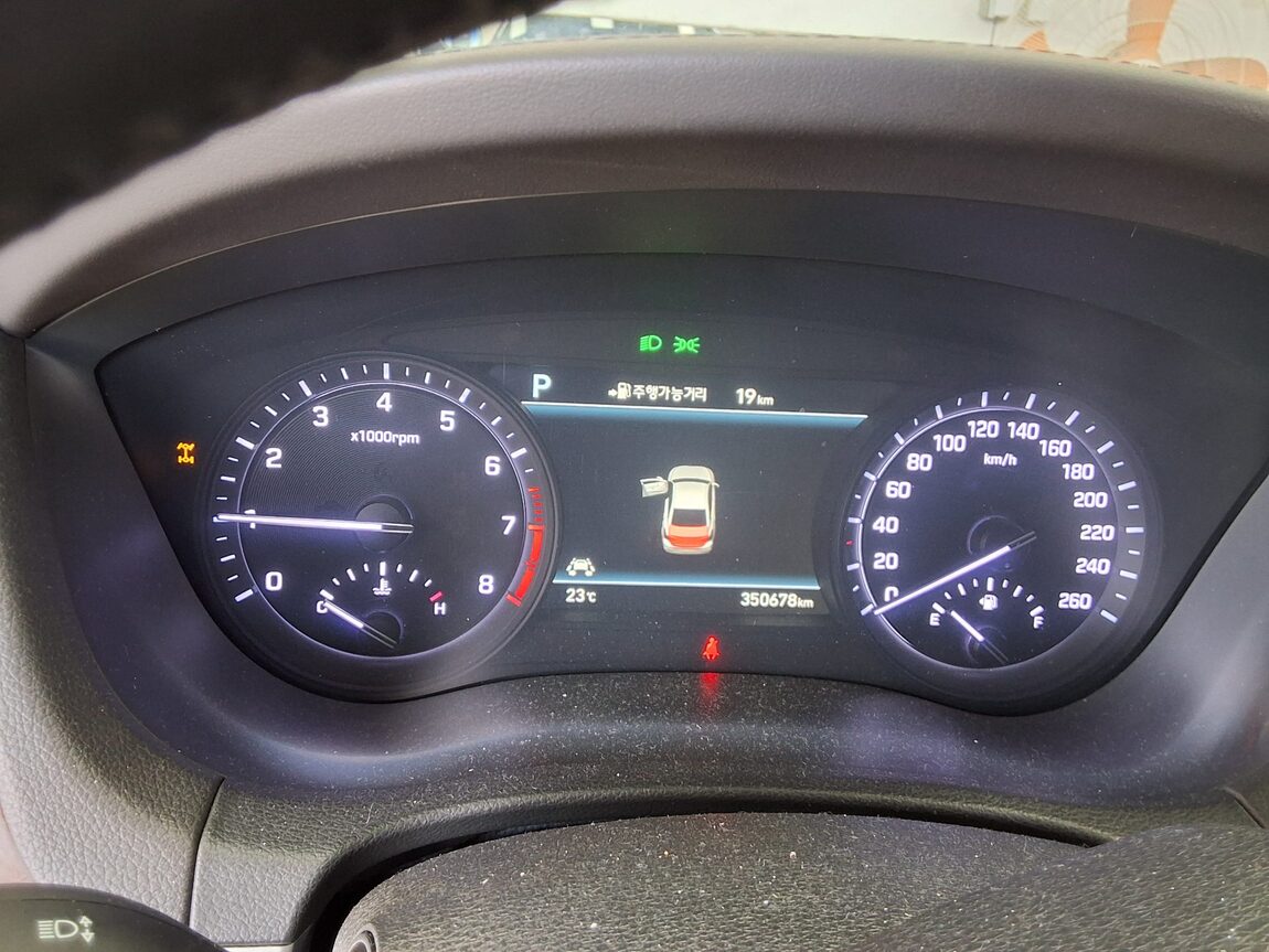 GENESIS G80 3.8 GDi AWD PRESTIGE 2017 - zdjęcie 9